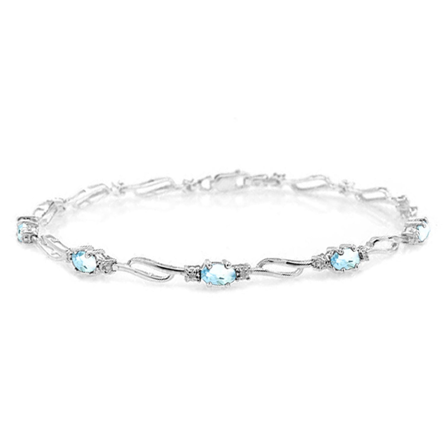 Shimmering Array Aquamarine and Diamond Bracelet